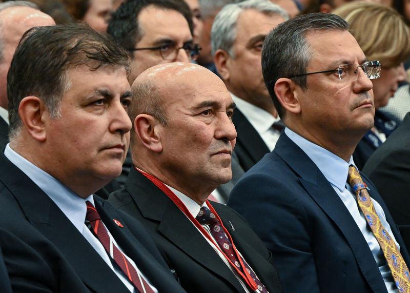 Cemil Tugay, Tunç Soyer, Özgür Özel