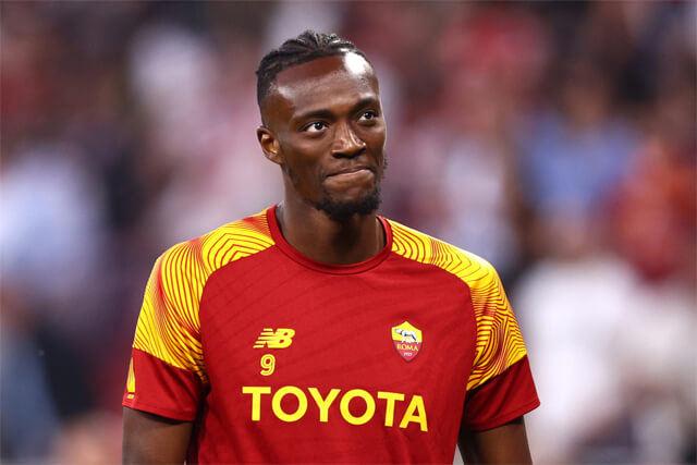 Tammy Abraham Roma formasıyla