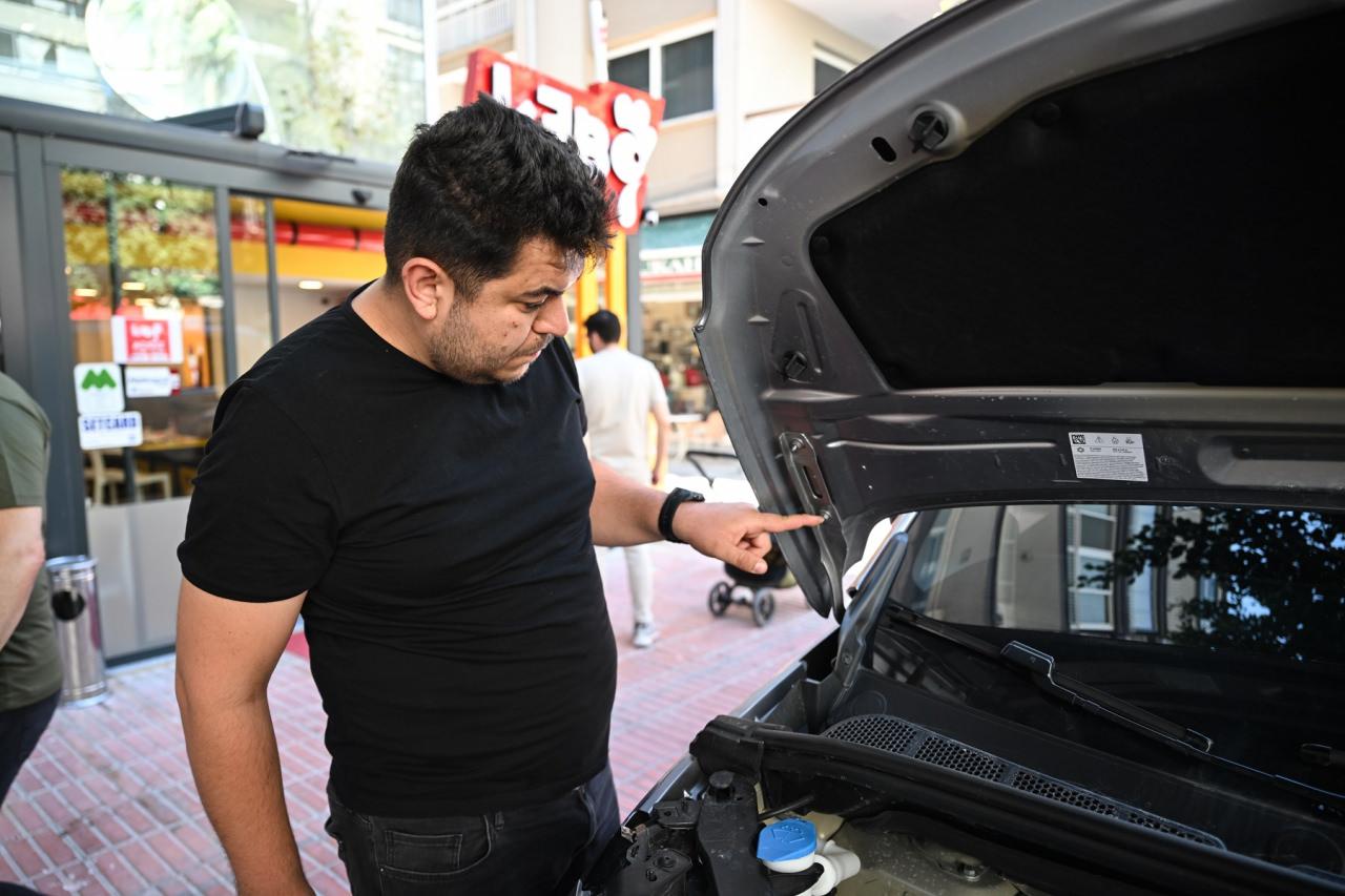 Mersin'den bayiden sıfır aldığı panelvan boyalı çıktı