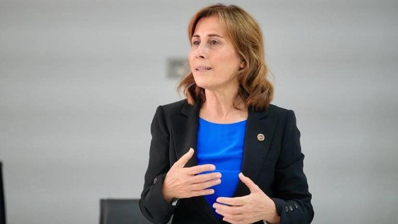 Seyhan Belediye Başkanı Oya Tekin