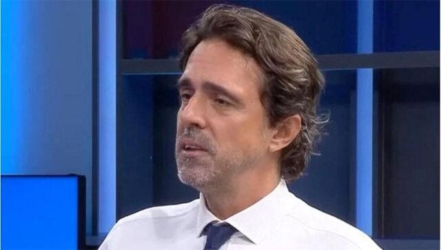 Timur Soykan'ın bir canlı yayında alınmış görseli