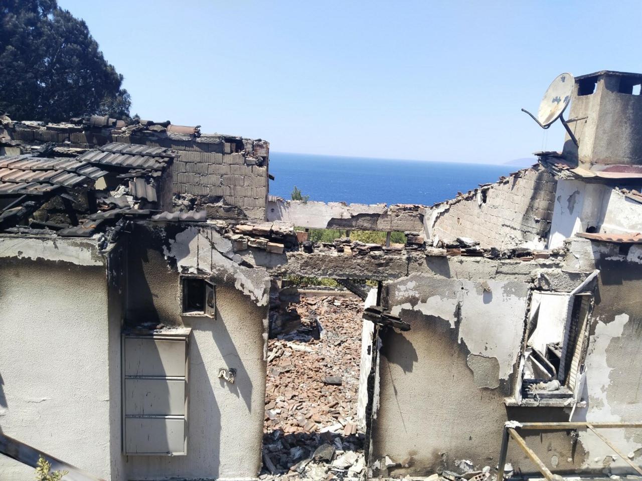 Seferihisar'da hasar büyük
