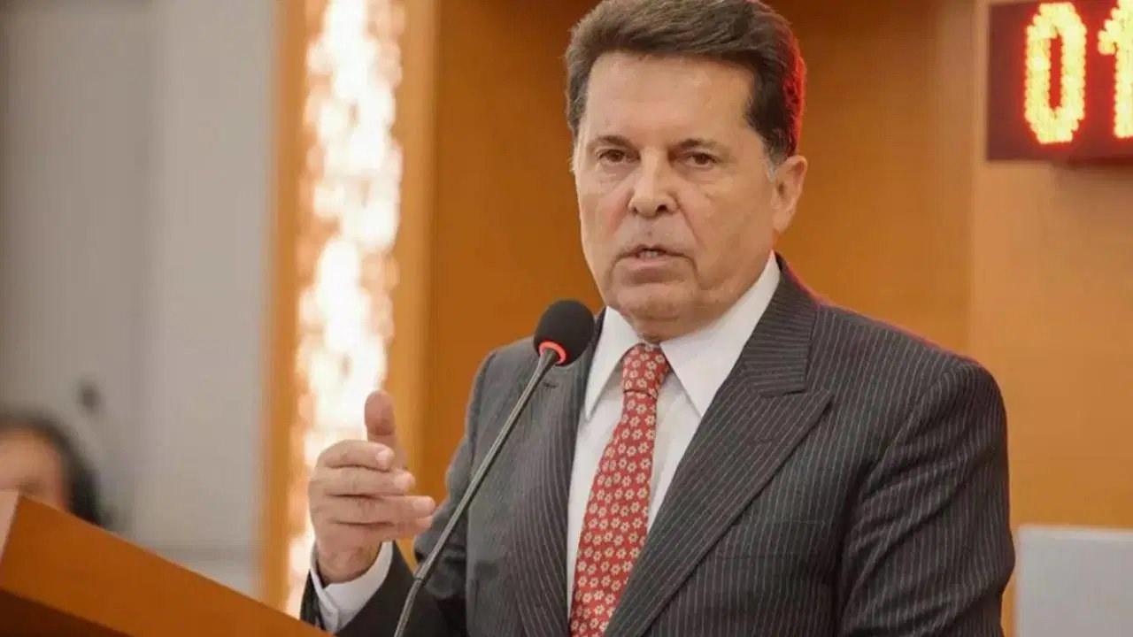Esenyurt Belediye Başkanı Ahmet Özer