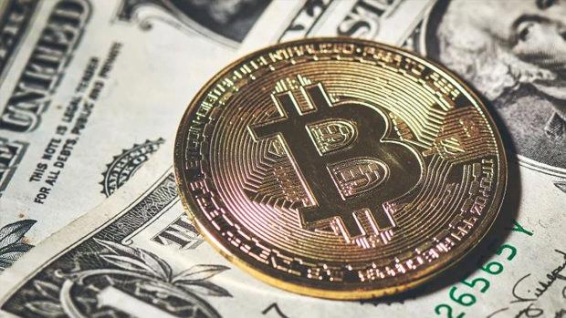 Bitcoin ve dolar