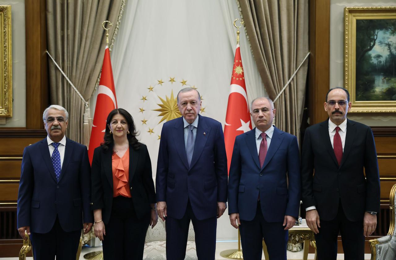 DEM Partili Pervin Buldan ve Mithat Sancar, Cumhurbaşkanı Erdoğan ile görüştü