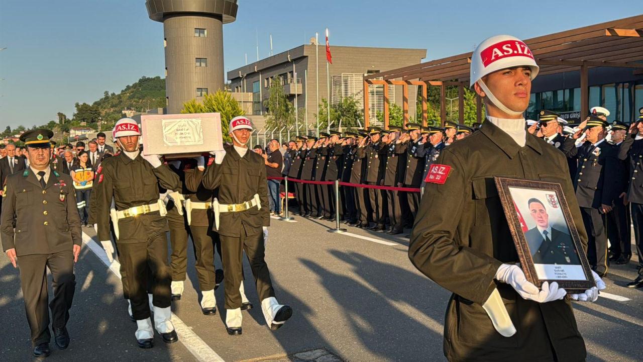 Şehit Uzman Çavuş Kani Obi'nin cenazesi memleketine getirildi