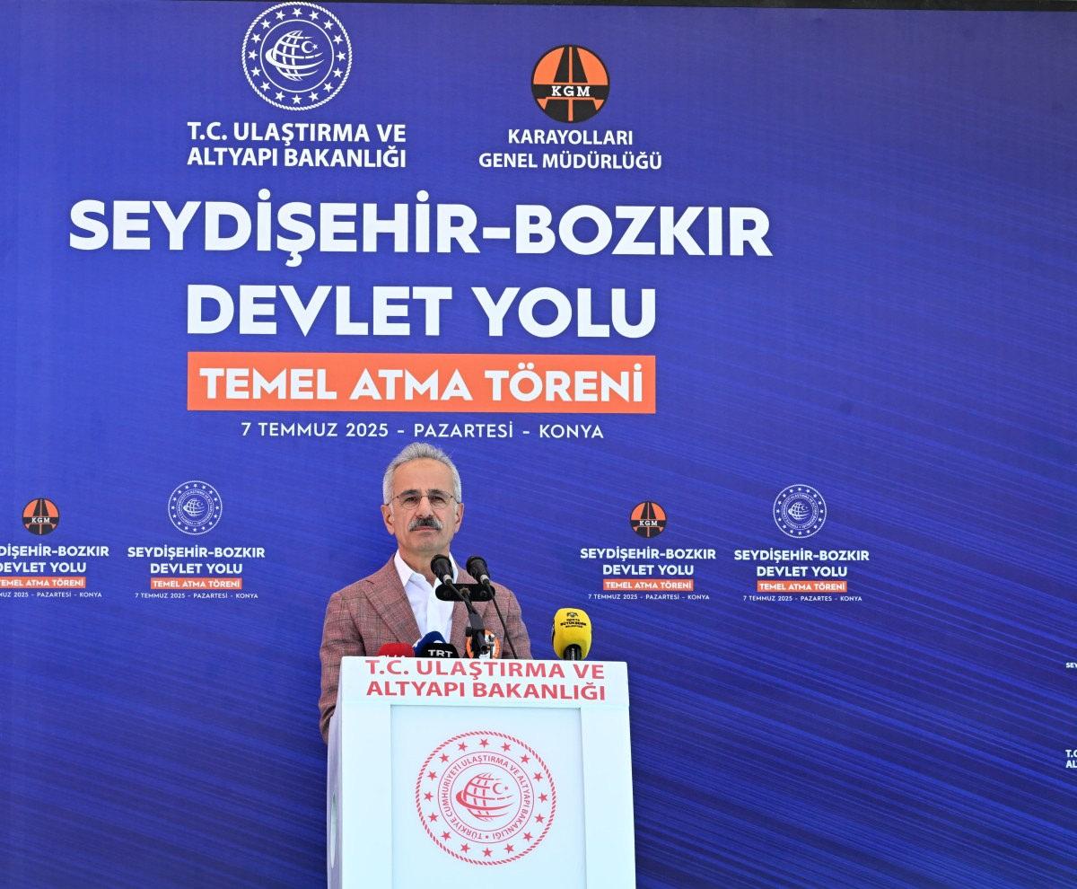Ulaştırma ve Altyapı Bakanı Abdulkadir Uraloğlu temel atma töreninde konuştu