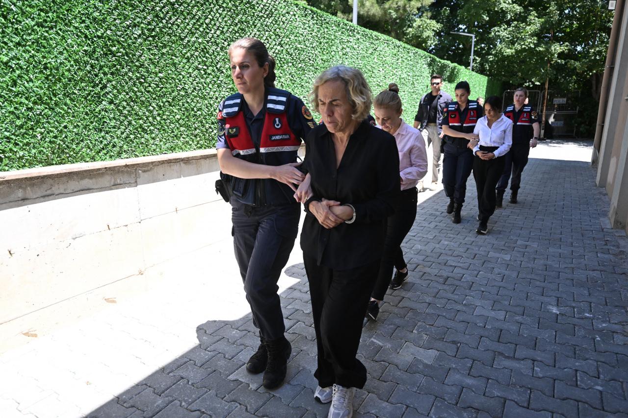 Halit Ergül'ün eşi Emine Murtezaoğlu Ergül