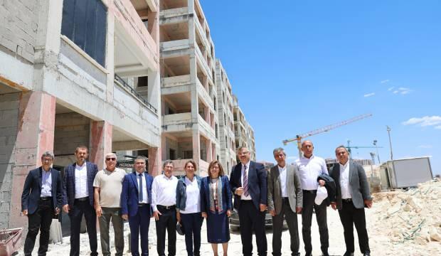 Başkan Şahin'den OSB çalışanları için yeni sosyal konut müjdesi