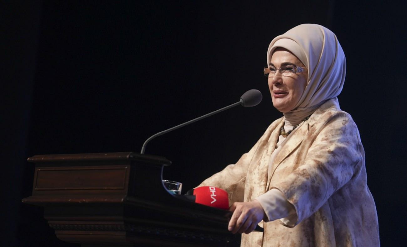 Emine Erdoğan'dan şehitlere taziye mesajı
