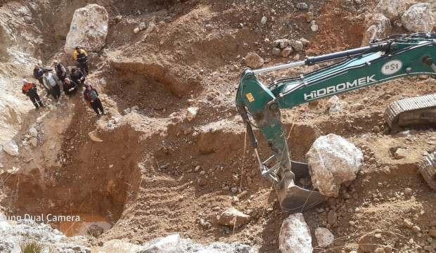 Sevinçten ne yapacağını şaşıran mahalleli: 'Kurban kestik, kan akıttık'