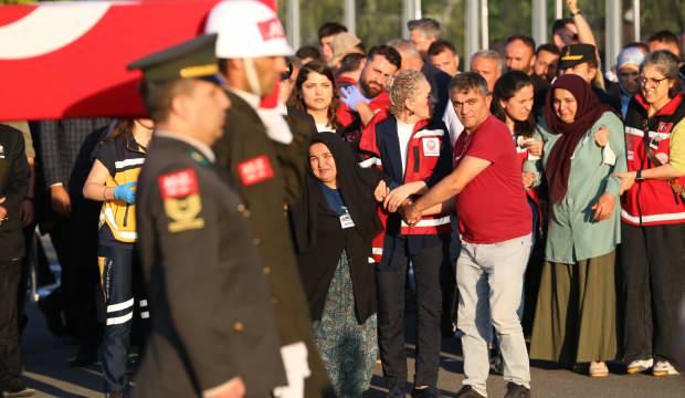 Türkiye şehitlerini uğurluyor: 12 askerimiz için son görev...