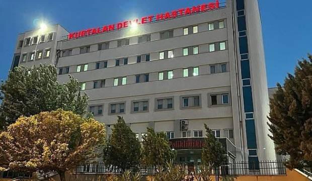 Ayağını arı soktu zannetti! Telefonun ışığını tutunca gerçek bambaşka çıktı