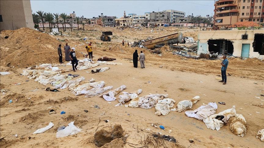 Hamas: Toplu mezarlar, savaşın durması için uluslararası toplumun müdahil olmasını gerekli kılıyor