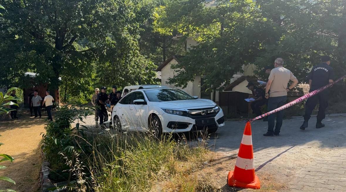 Olay yerine polis ekipleri sevk edildi. 