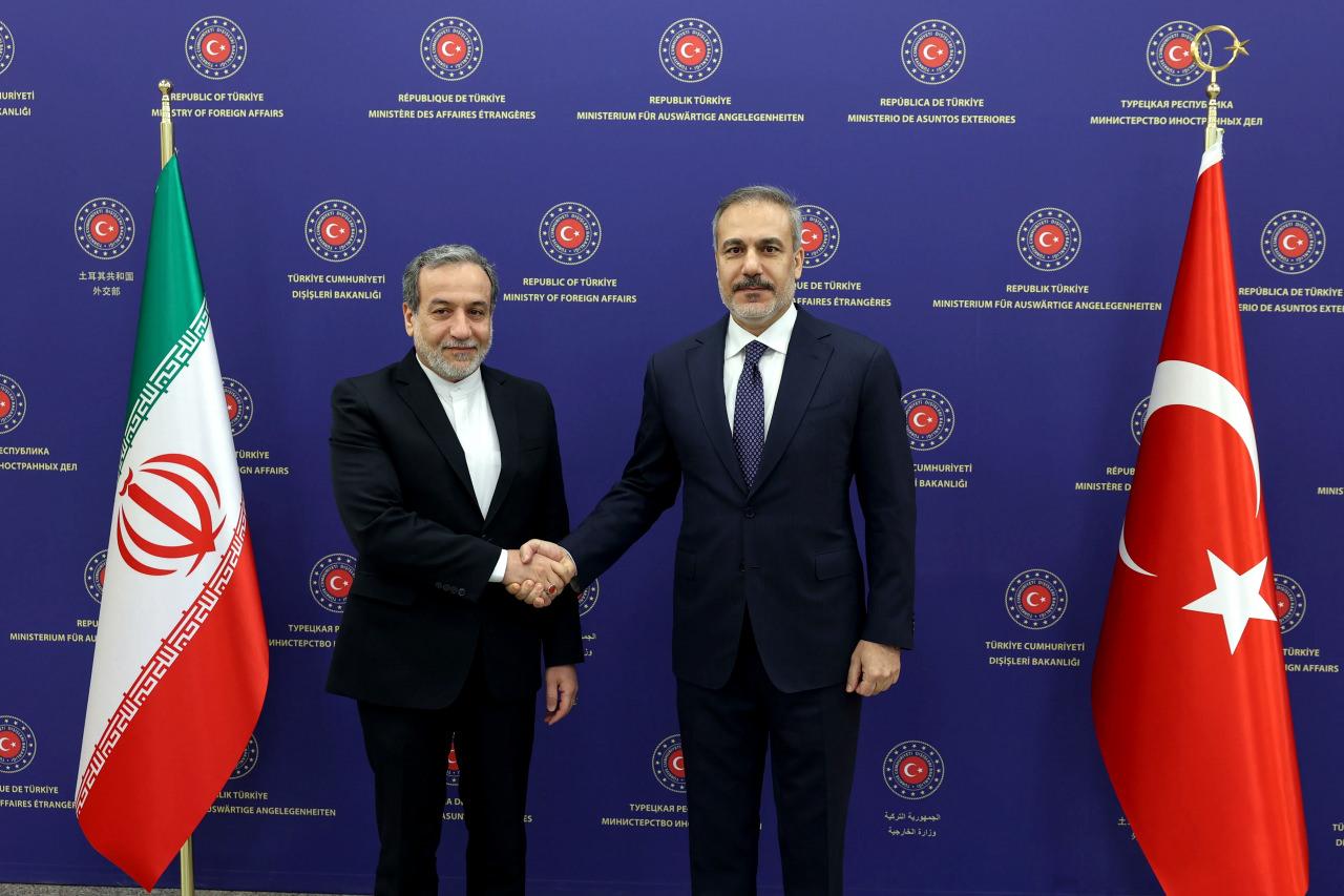 Hakan Fidan ve Abbas Erakçi