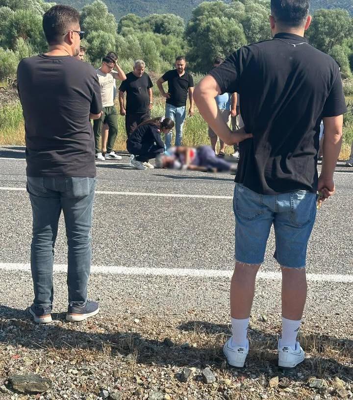 Ahmet Ekizer'in (44) kaza yaparak ağır yaralandığı olay yeri. 