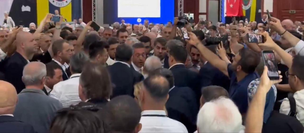 Ali Koç ile Aziz Yıldırım'ın konuştuğu anlar