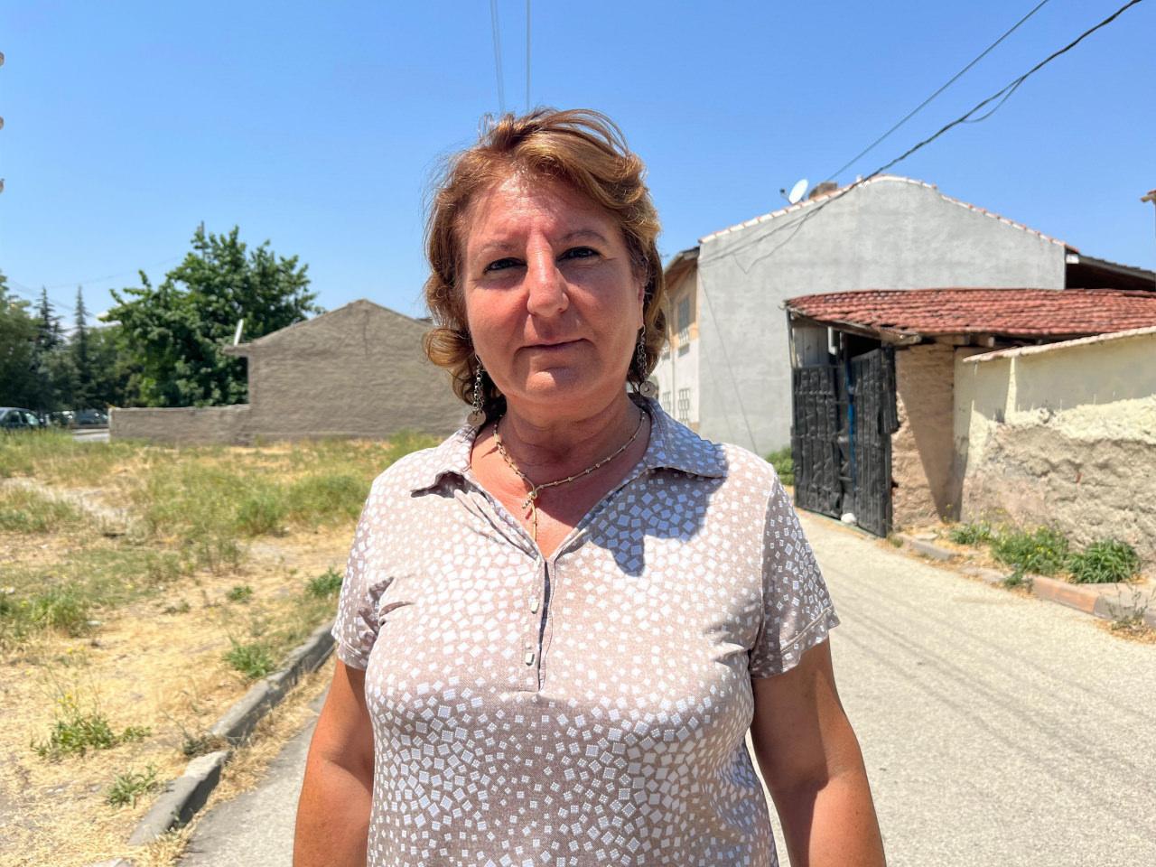 Fevziçakmak Mahalle Muhtarı Ayşe Çıraklı