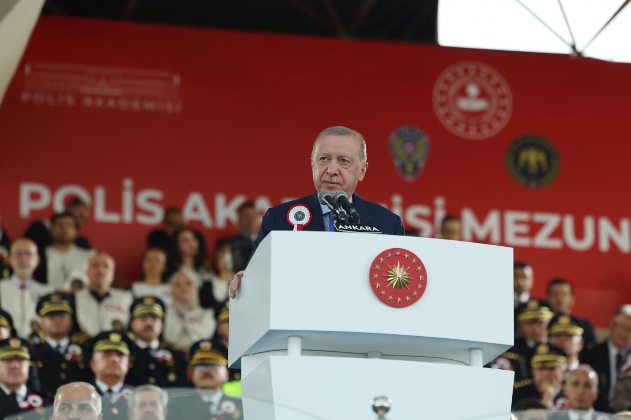Cumhurbaşkanı Erdoğan, Polis Akademisi Mezuniyet Töreni'nde konuştu.