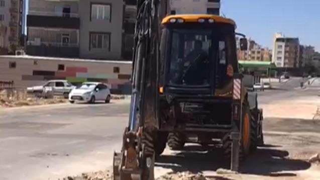 Nizip ilçesinde yol çalışması yapıldı. 