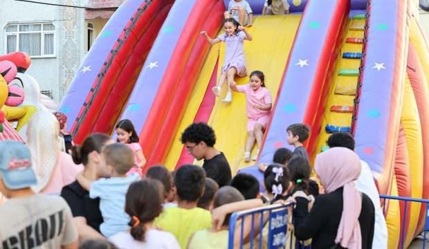 Bağcılar'da yaz bir başka geçiyor