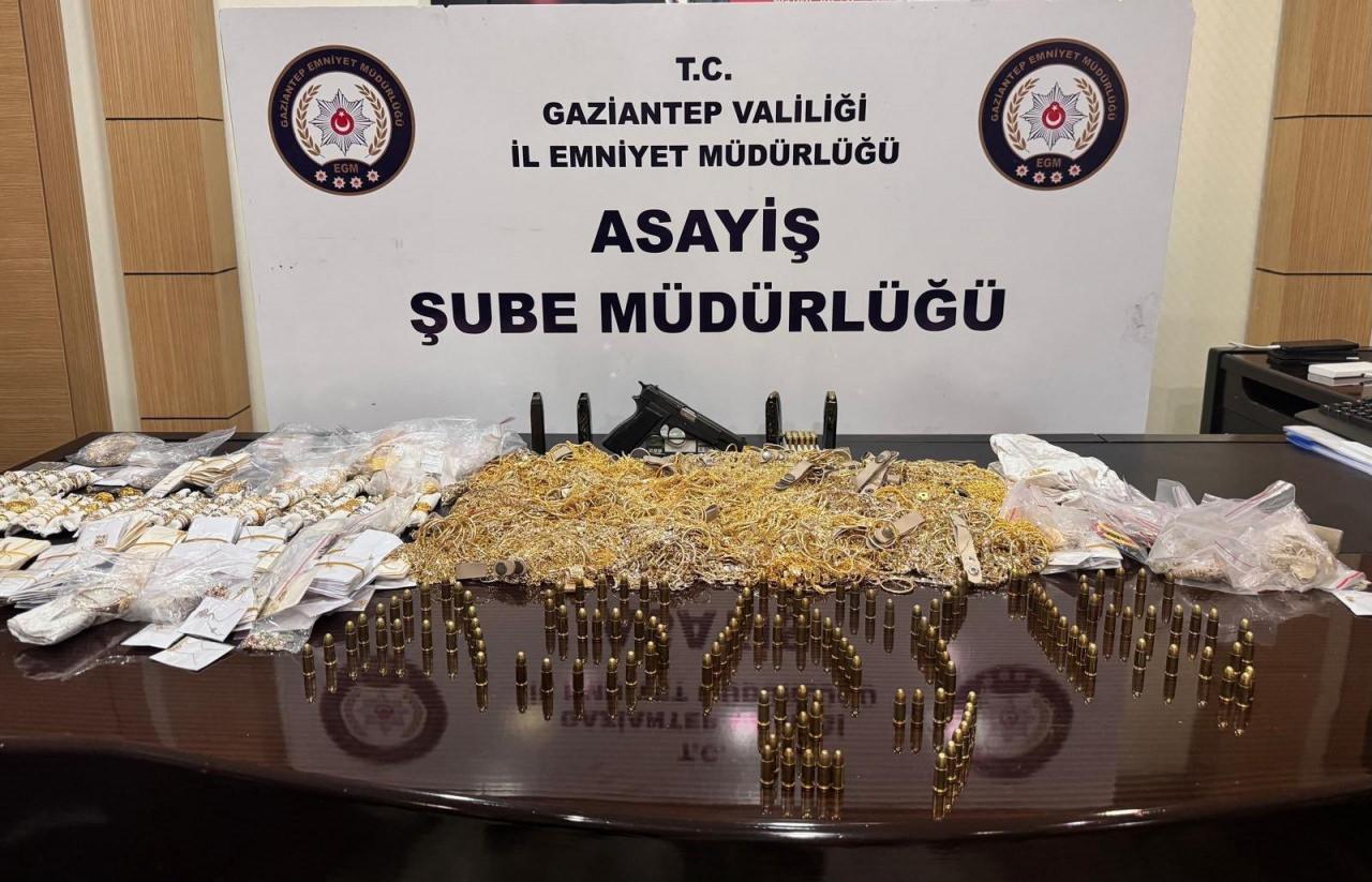 GASP EDİLEN 18 KİLO ALTIN