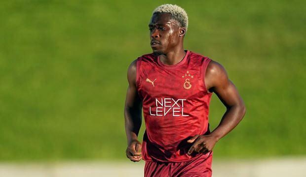 Oyuncu satması gereken Galatasaray'da kampın sürpriz ismine iki flaş talip