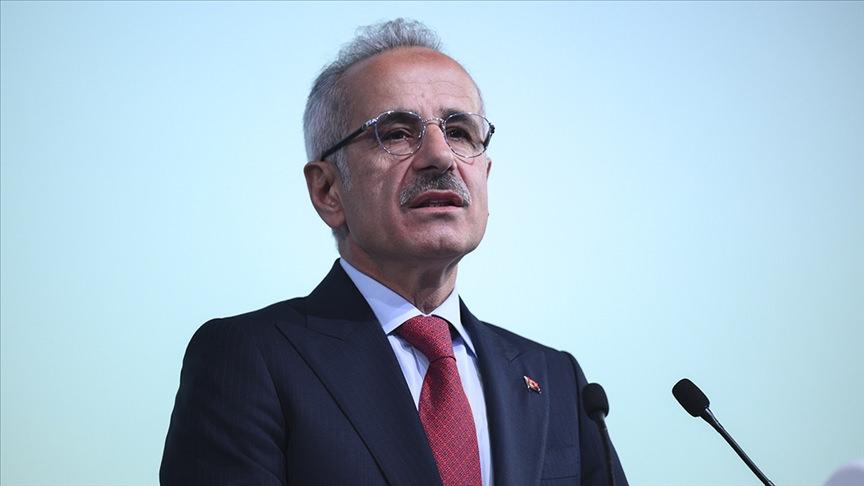 Ulaştırma ve Altyapı Bakanı Abdulkadir Uraloğlu
