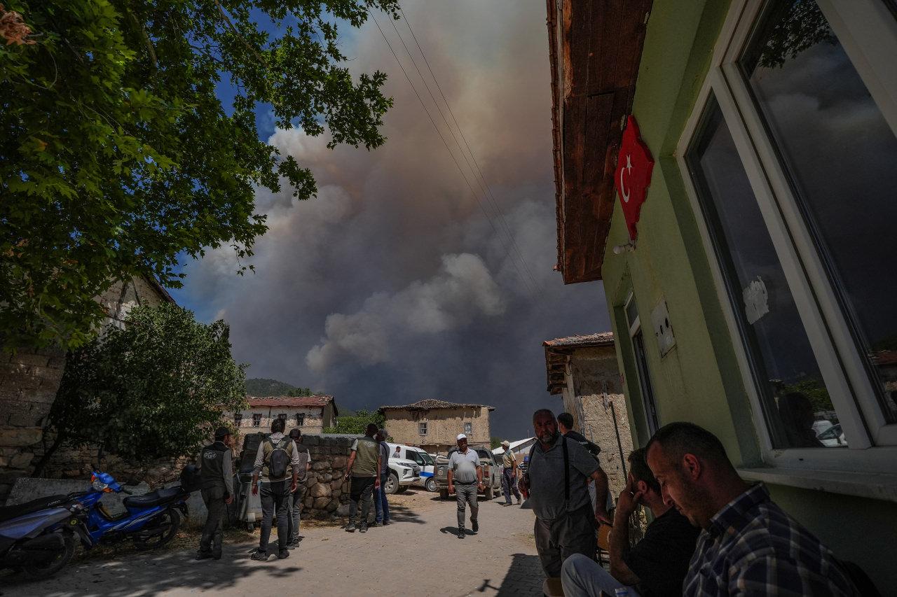  Yangın, Bilecik'in Osmaneli ilçesi sınırını geçti.