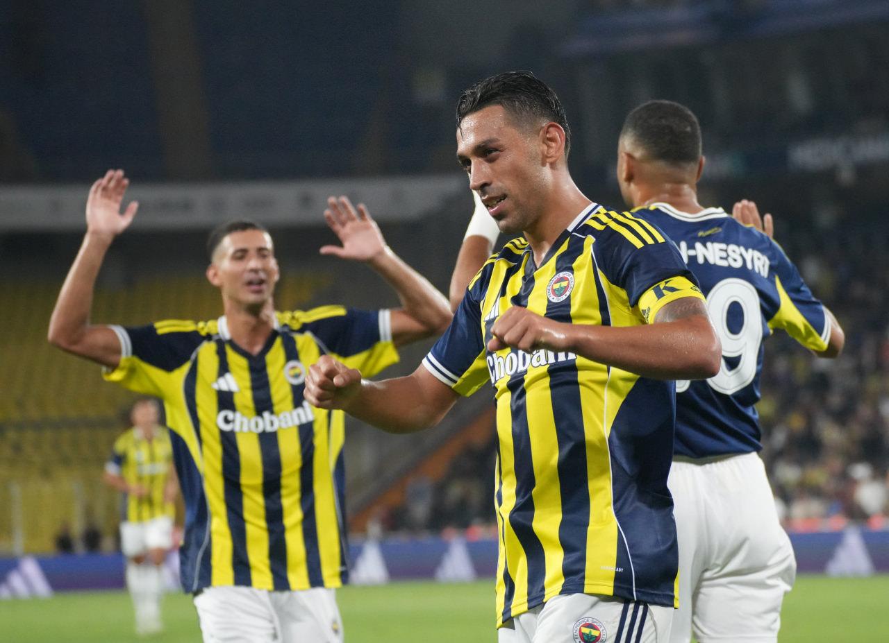 Fenerbahçeli İrfan Can Kahveci ve gol sevinci