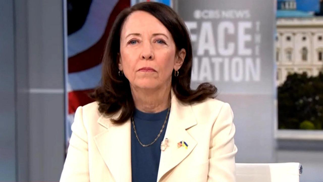 Demokrat Parti üyesi Senatör Maria Cantwell