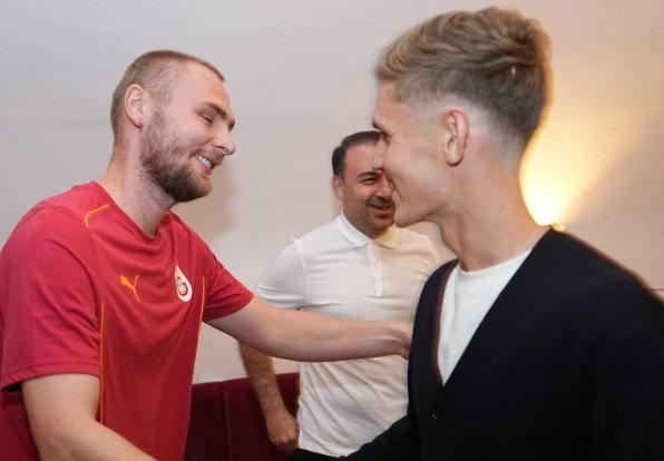 Nelsson ve vatandaşı Elias Jelert