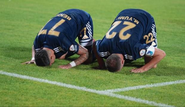 1. Lig&rsquo;de 2 efsane takım kapıştı! 3 puan ikinci yarı geldi