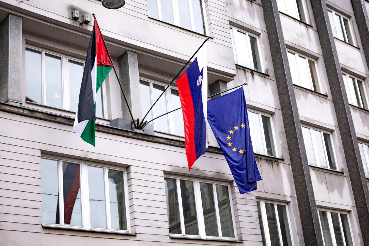 Filistin ve Slovenya bayrağı