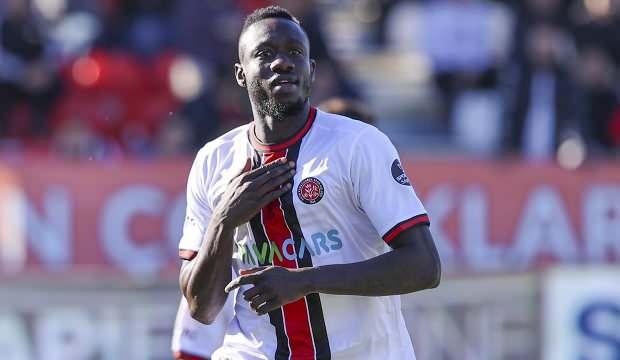 S&uuml;per Lig'de rekor kırmıştı! Gol kralı 1. Lig ekibine imza attı!