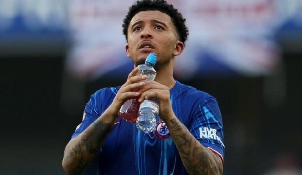 Taraftarlar 4 milyondan fazla yorum atmıştı! İngiliz oyuncudan S&uuml;per Lig devine cevap