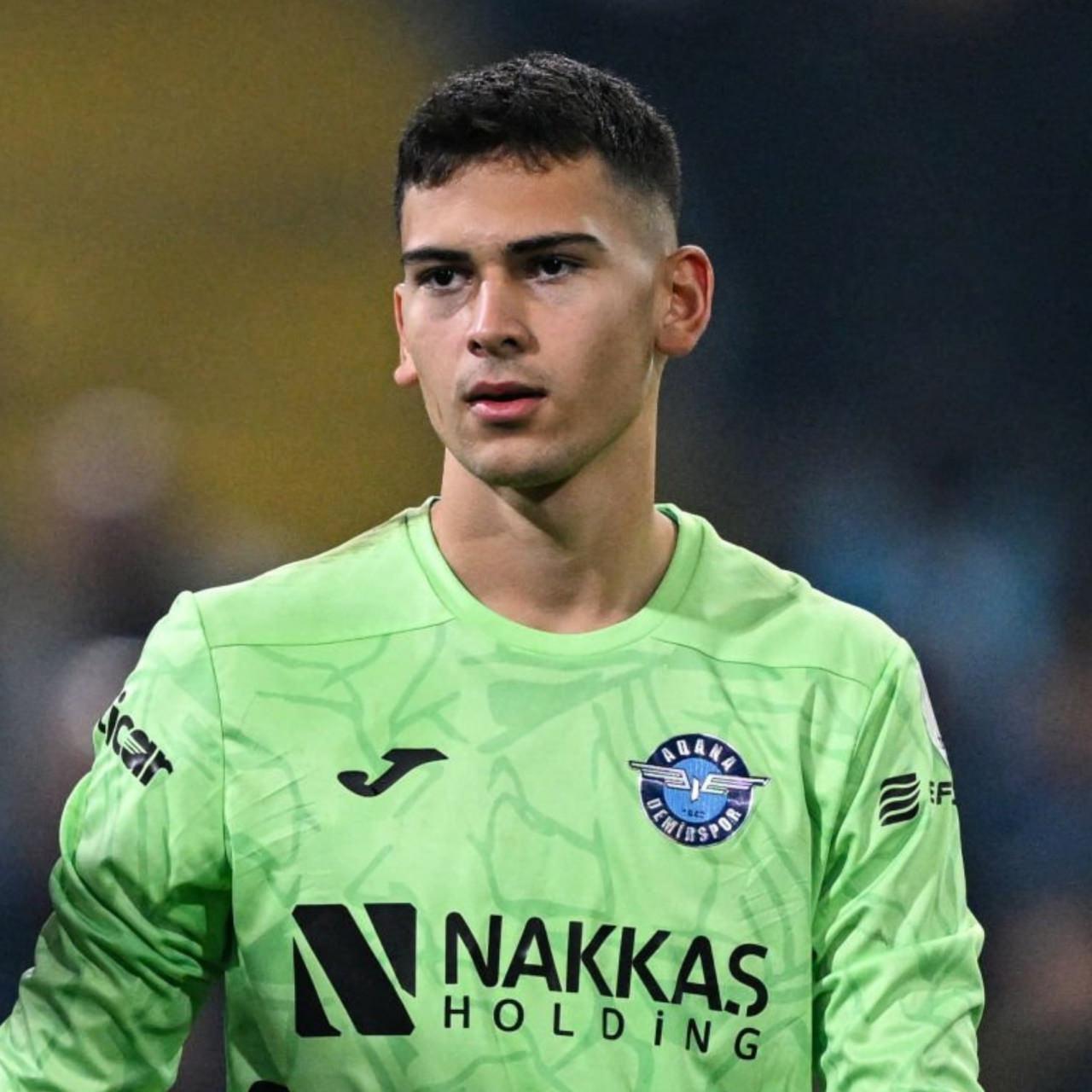 Deniz Dönmezer