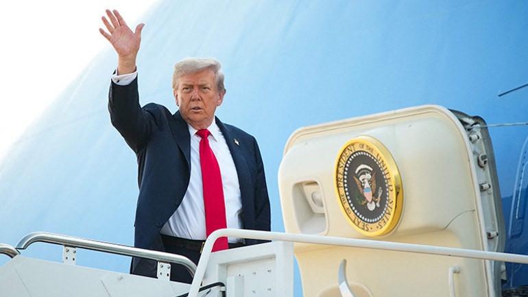 Trump, Alaska'ya doğru yola çıktı. 