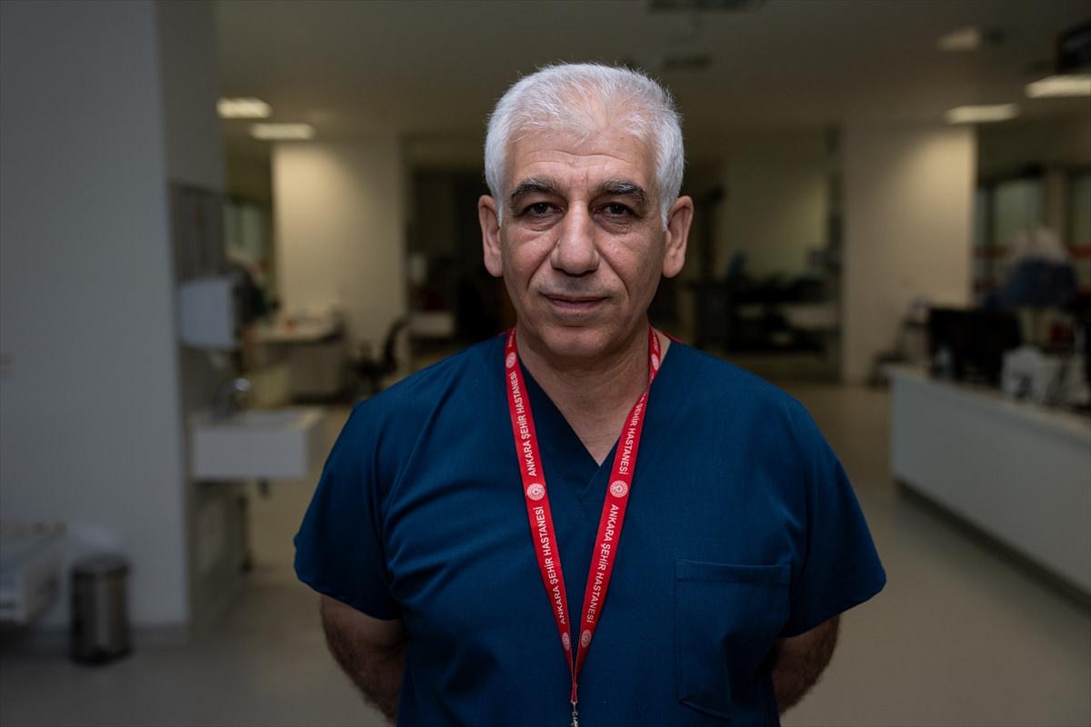 Ankara Bilkent Şehir Hastanesi Çocuk Yanık Tedavi Merkezi Sorumlusu Doç. Dr. Sabri Demir,