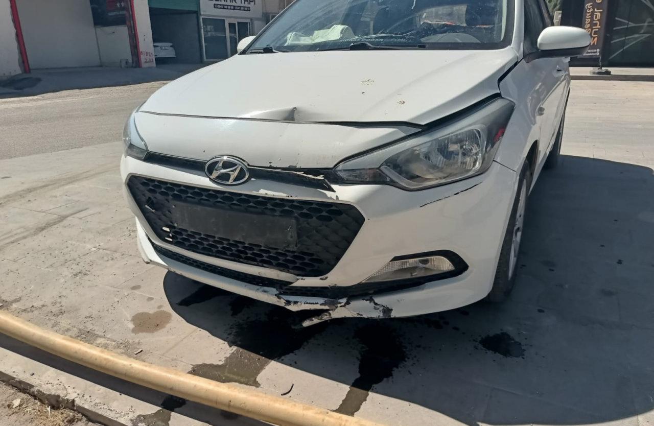 Kazaya karışana 06 BDJ 525 plakalı otomobil.