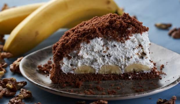 Yumuşacık keki ve muzlu kremasıyla: Köstebek Pasta