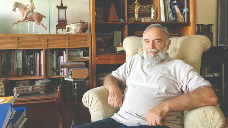 Prof. Dr. Mete Tunçay