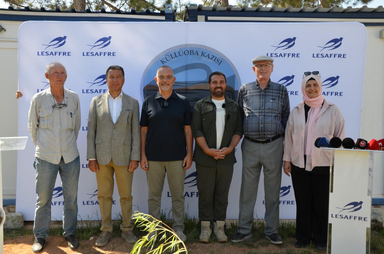 5 bin yıllık ekmek bulunan kazı alanındaki çalışmalara Fransız maya şirketi sponsor oldu.
