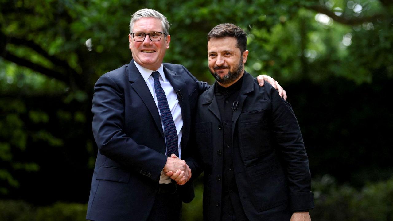 Keir Starmer ve Volodimir Zelenskiy