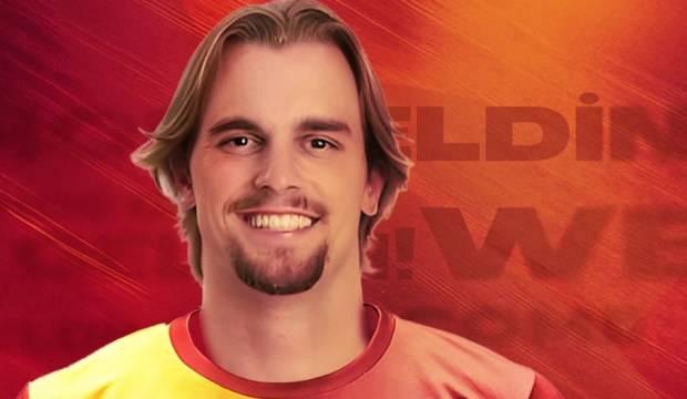 ABD'li yıldız Galatasaray'a geldi, formayı giydi: 1 yıllık s&ouml;zleşmeyi kaptı