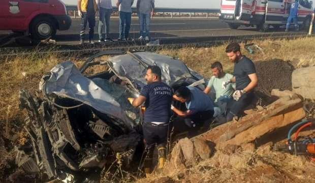 Feci kaza: Otomobil devrildi: 2 kişi hayatını kaybetti