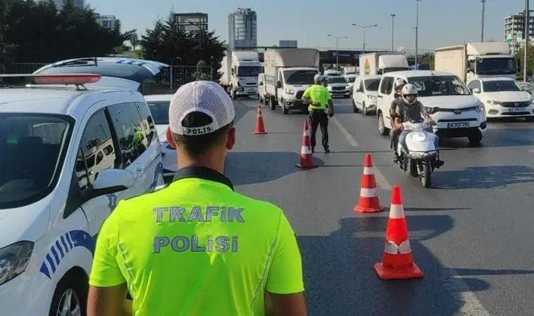 İstanbul'da yapılan trafik denetiminden bir görüntü (Temsili)