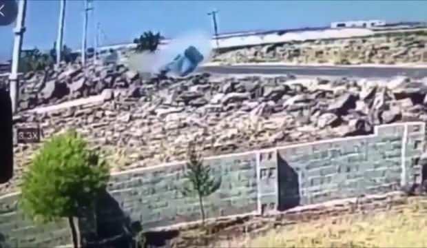 Şanlıurfa’da otomobil taklalar attı: 2 ağır yaralı