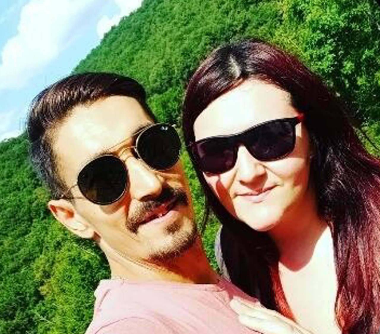  Fırat Yıldızhan (33) ve Saliha Gizem Yıldızhan (30) 